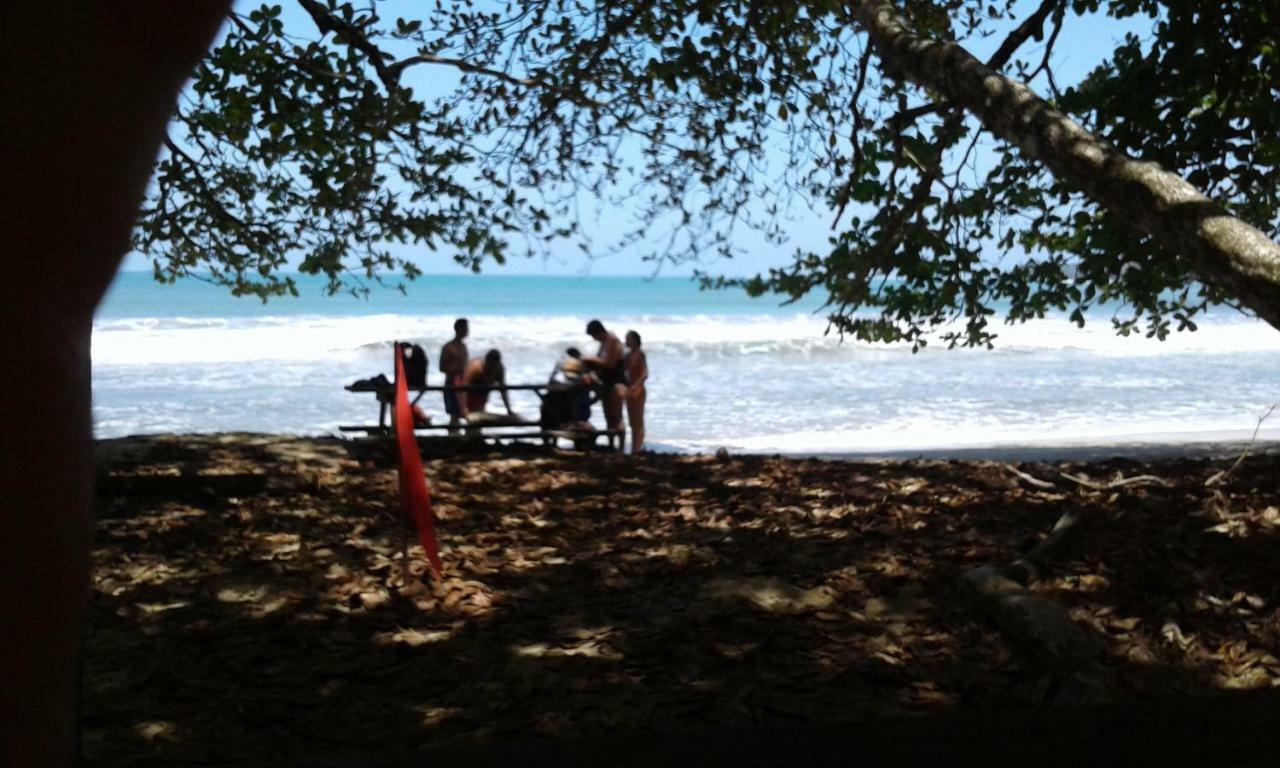 Hotel Casa Conley Del Mar Puerto Viejo de Talamanca エクステリア 写真