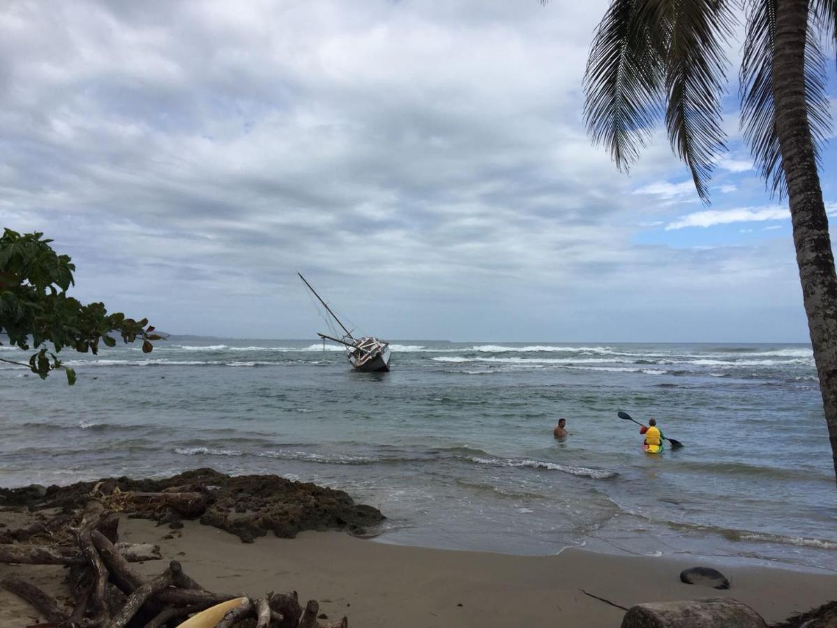 Hotel Casa Conley Del Mar Puerto Viejo de Talamanca エクステリア 写真